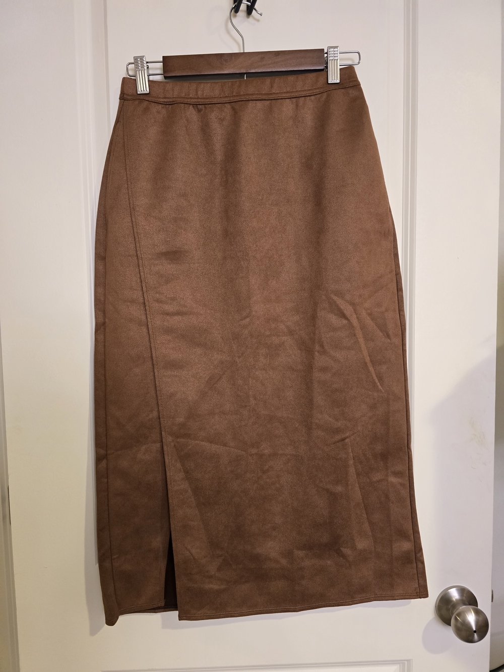 HALARA NWOT Brown Suede Midi Pencil Skirt with Front Slit